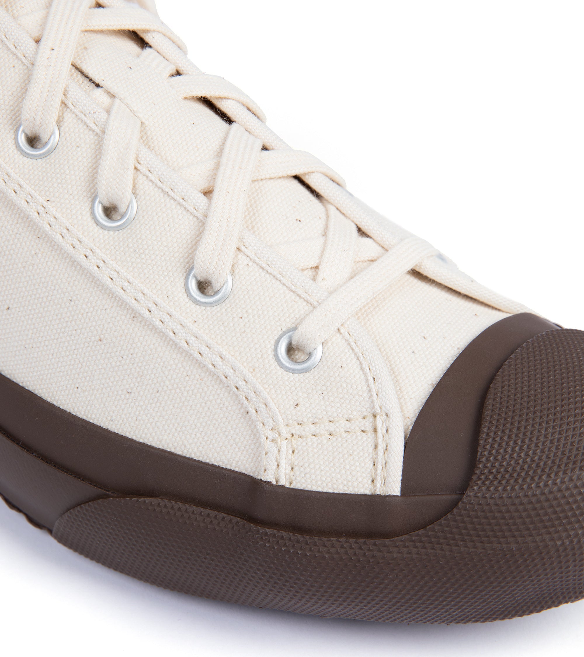 Doek Court Canvas Sneaker: Ecru/Brown