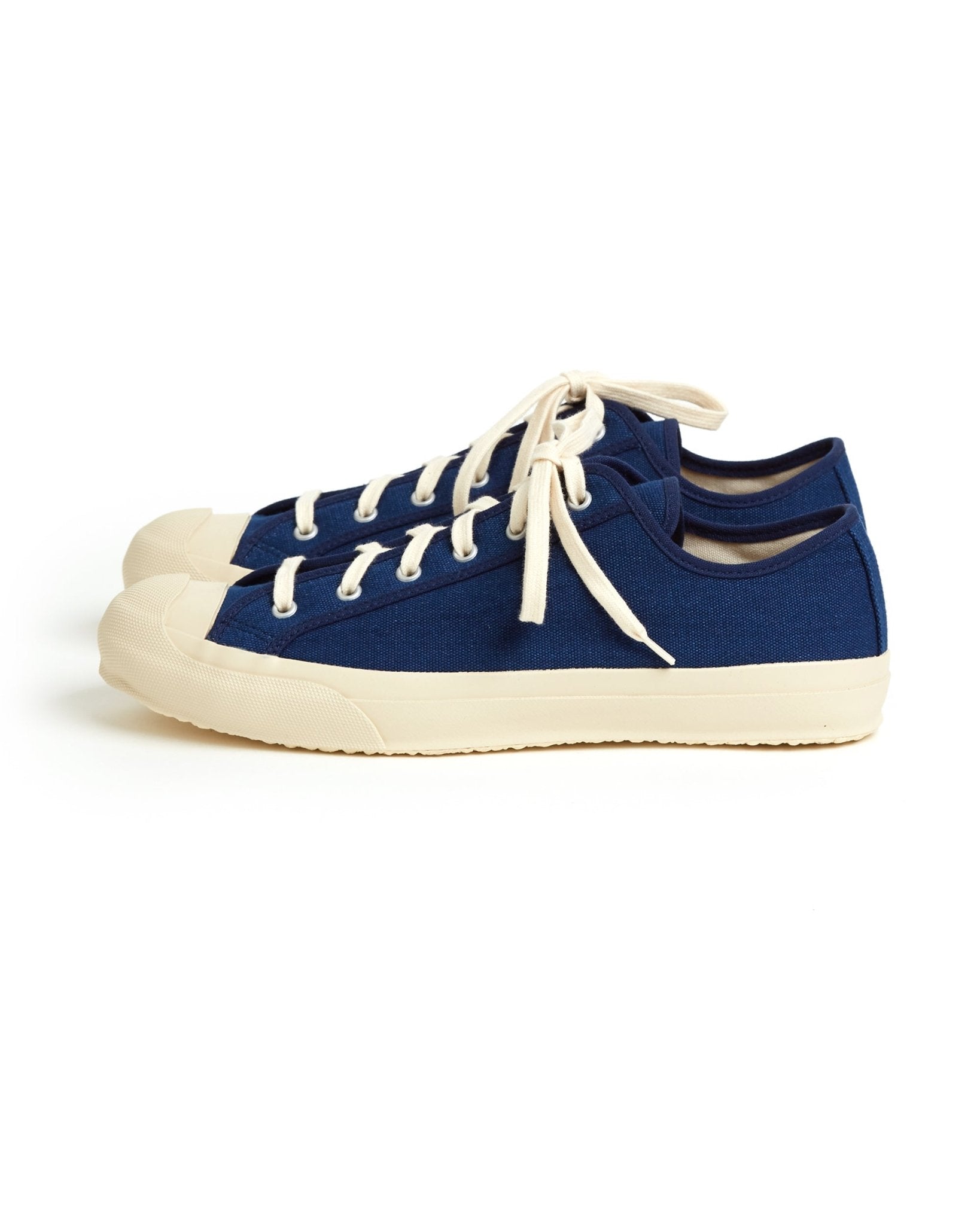 Doek Court Canvas Sneaker: Indigo - Trunk Clothiers