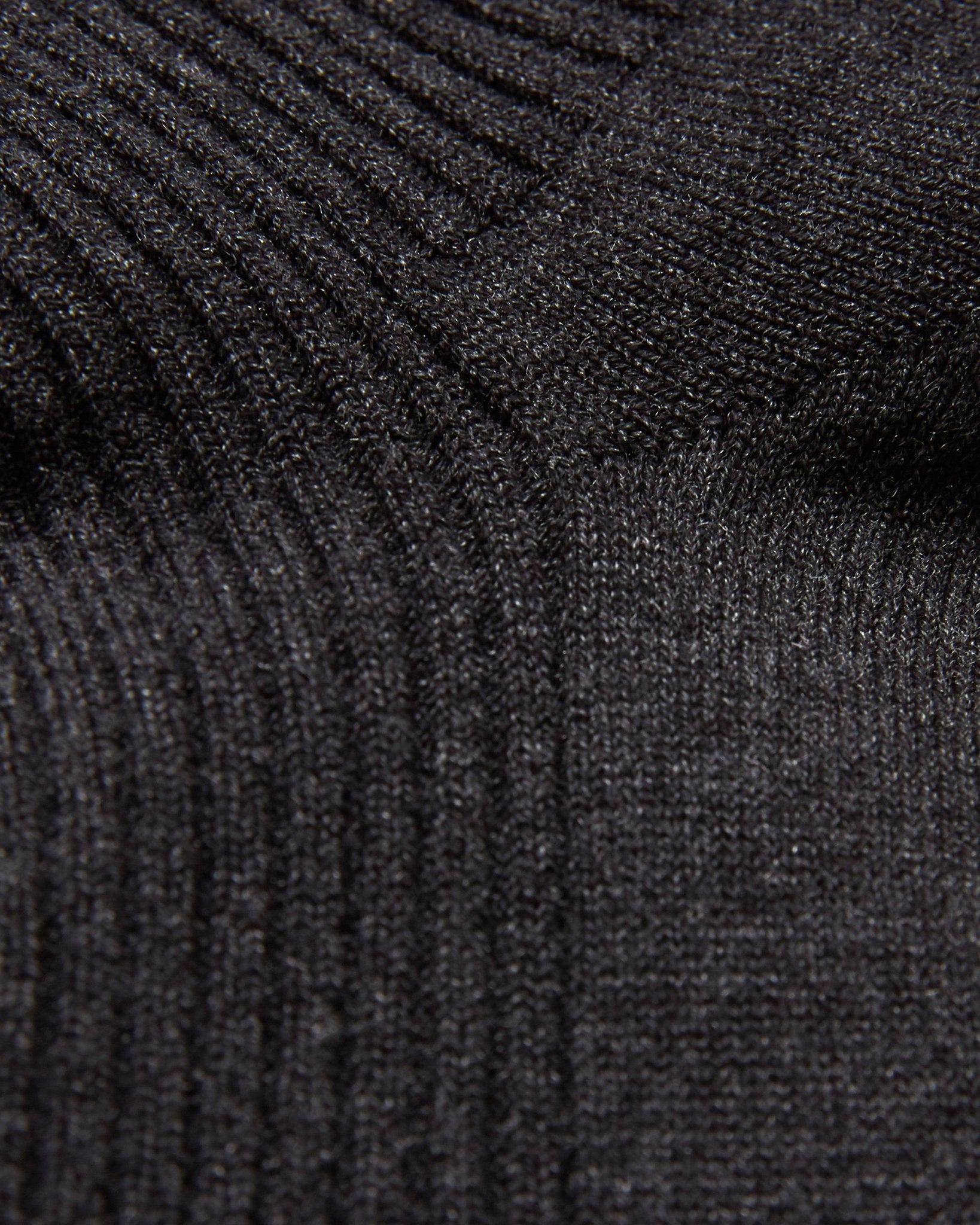 Tabio Power Fit Crew Socks: Heather Charcoal - Trunk Clothiers