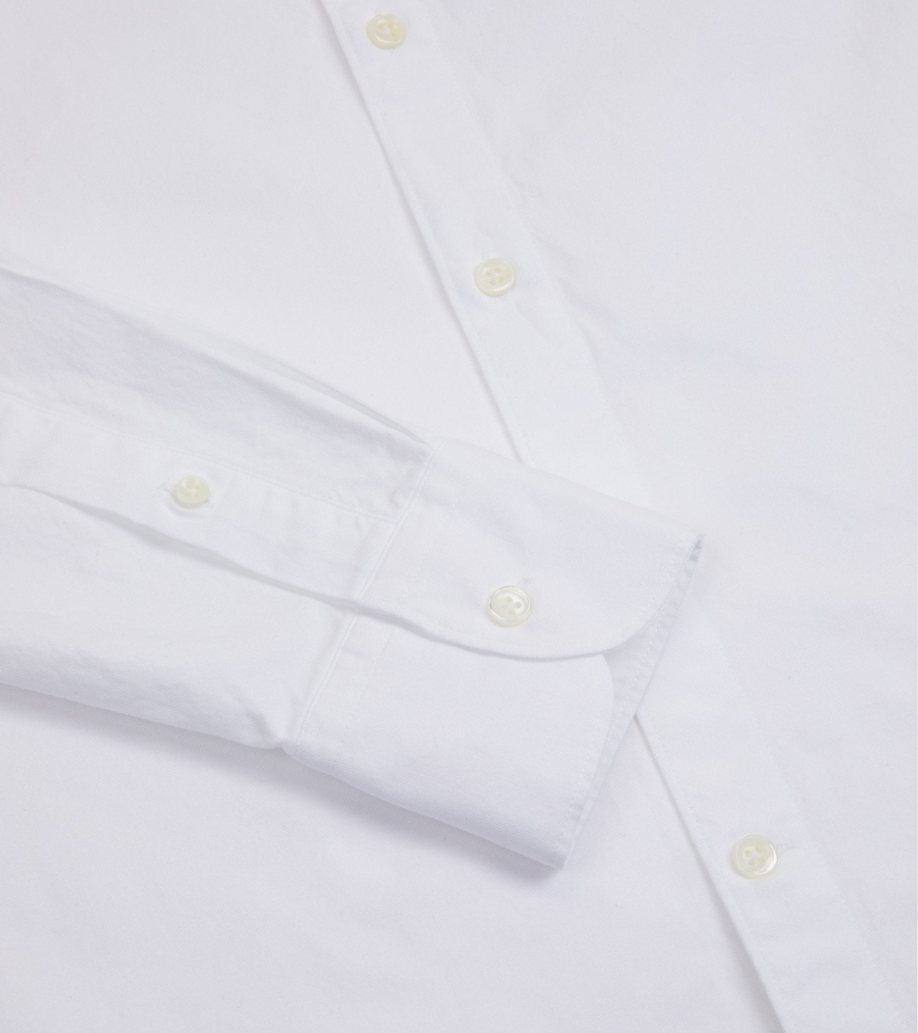 Trunk Austin Cotton Oxford Shirt: White - Trunk Clothiers