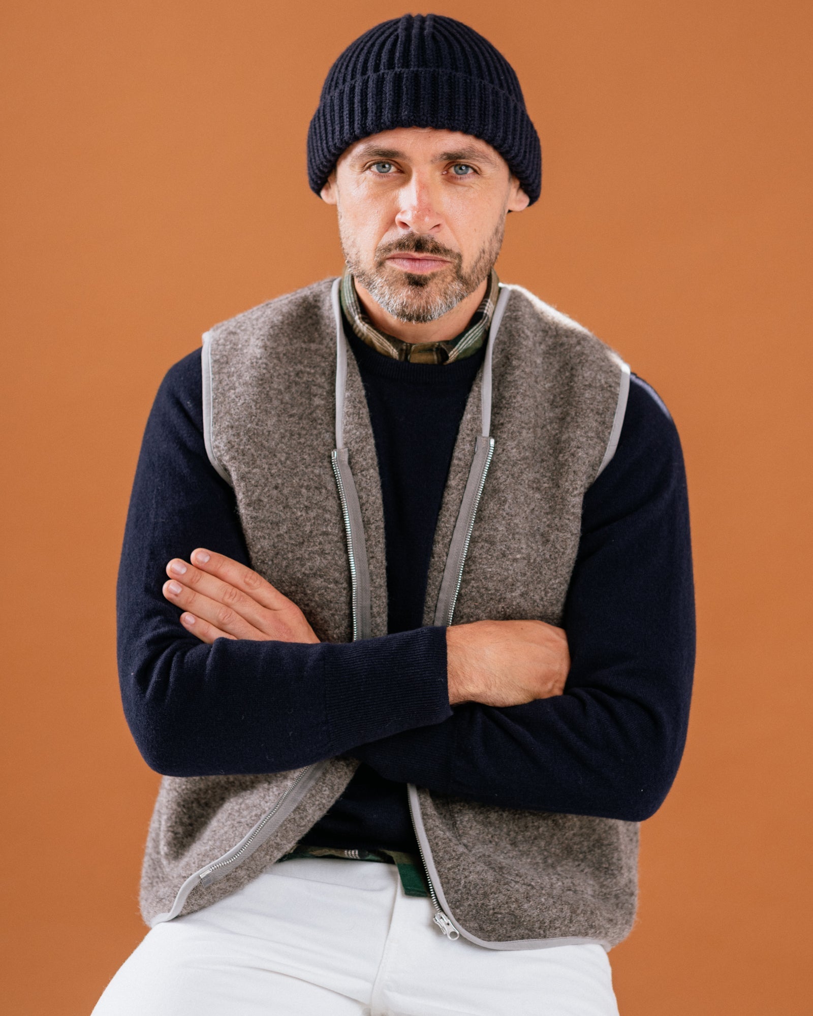 Trunk Walden Geelong Crew Neck Sweater: Navy - Trunk Clothiers